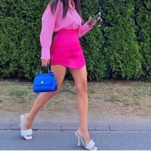 Zara satin mini skirt Sz M